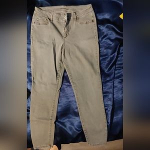 Grey American Eagle jeans -- Size L-R